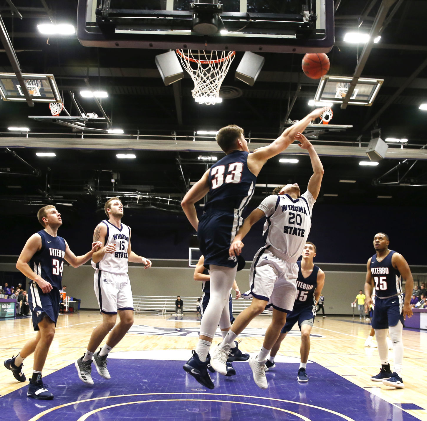 WSU MBB vs Viterbo 7